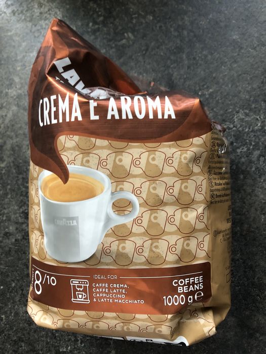 kawa ziarnista Lavazza Crema e Aromac otwarta