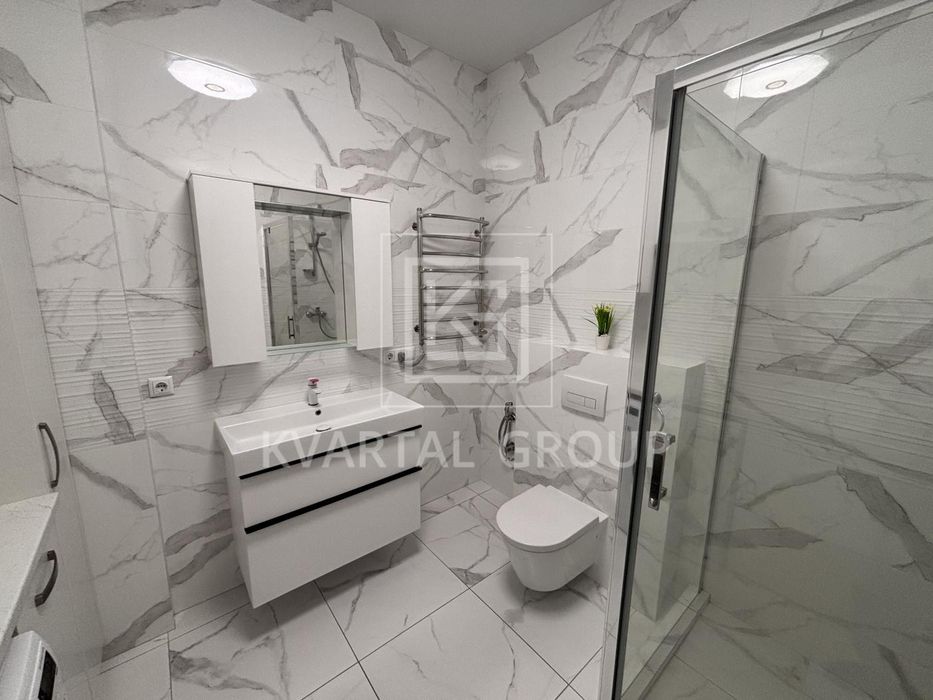 Сучасний будинок 190 м² на ділянці 10 соток, Лісова Буча