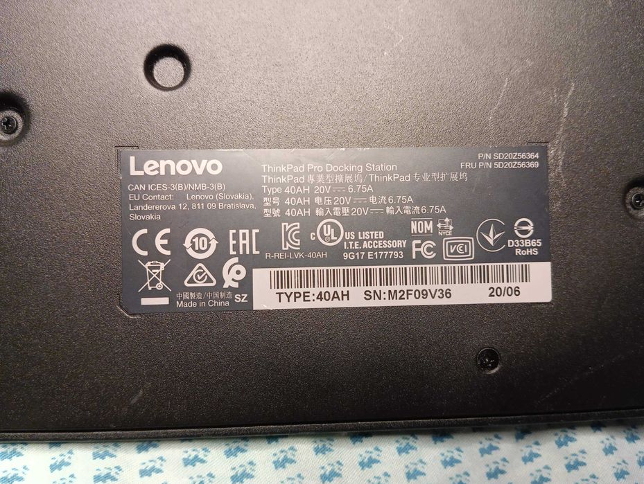Lenovo THINKPAD Pro Docking Station 40AH SD20Z56364 5D20Z56369
