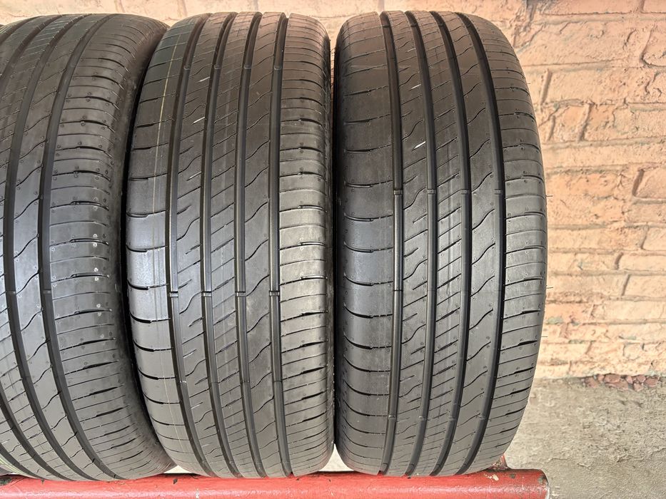 Комплект літніх НОВИХ шин !!!24рік!!! 215/55R18 99V Good Year