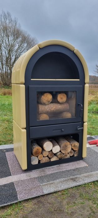 Kominek , Kominek wolnostojacy  bezowym , koza ,piecyk