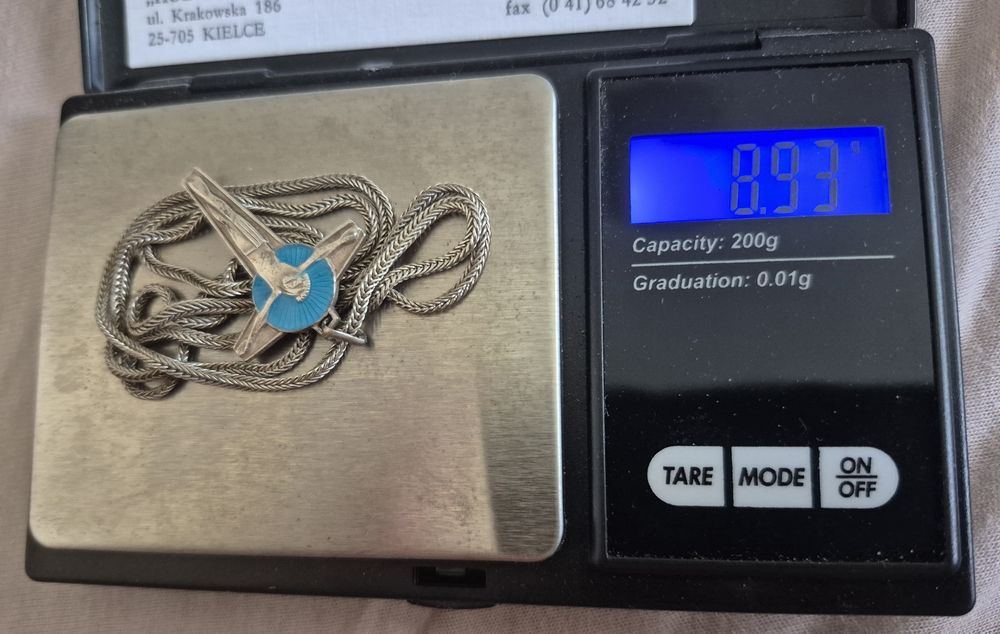 Łańcuszek srebrny z krzyżykiem, ładny splot