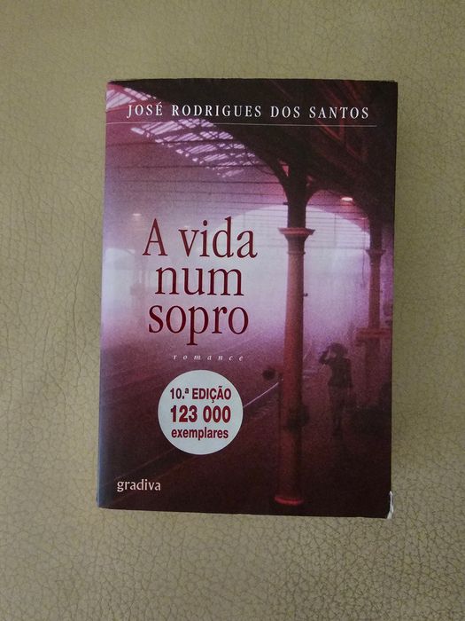 Livro "A Vida num sopro "