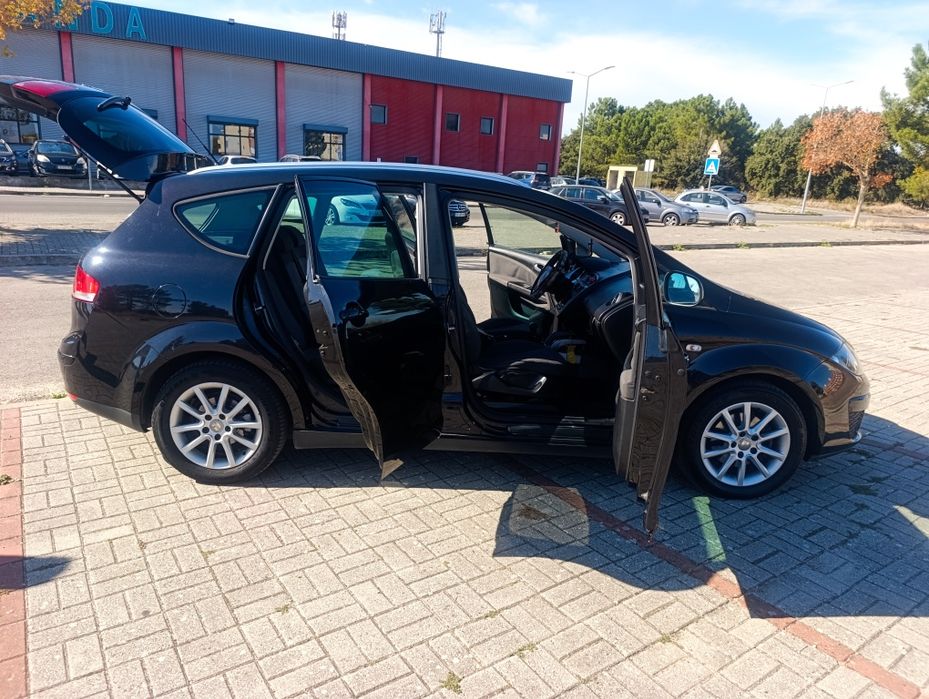 Seat altea xl 1.6 tdi 105 CV — photo 3
