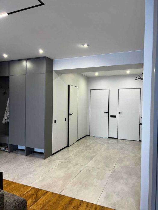 Продаж 2к квартири 86м2 з дизайнерським ремонтом у центрі Франківська