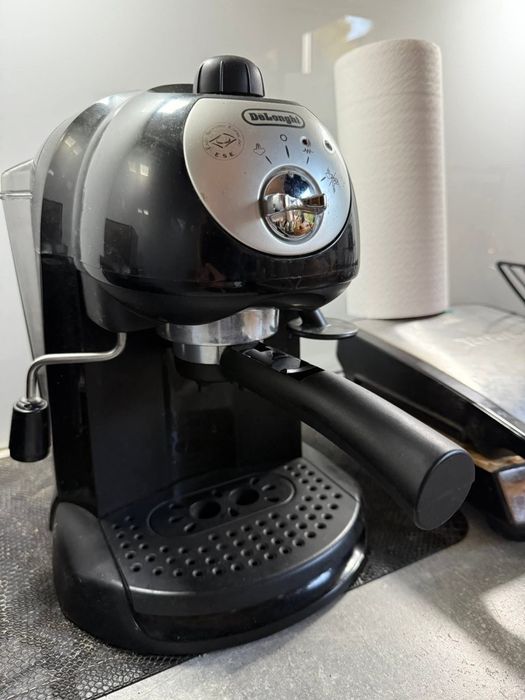 Express do kawy DeLonghi
