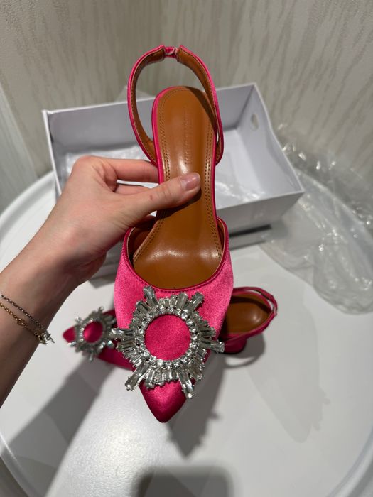 Туфлі Amina Muaddi