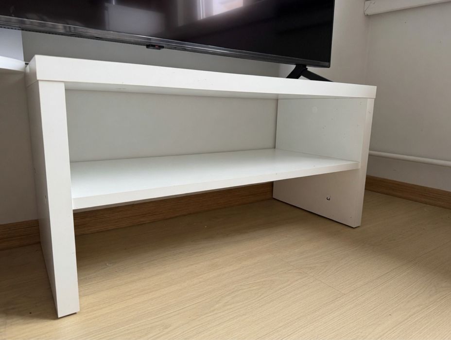 Stolik rtv pod tv