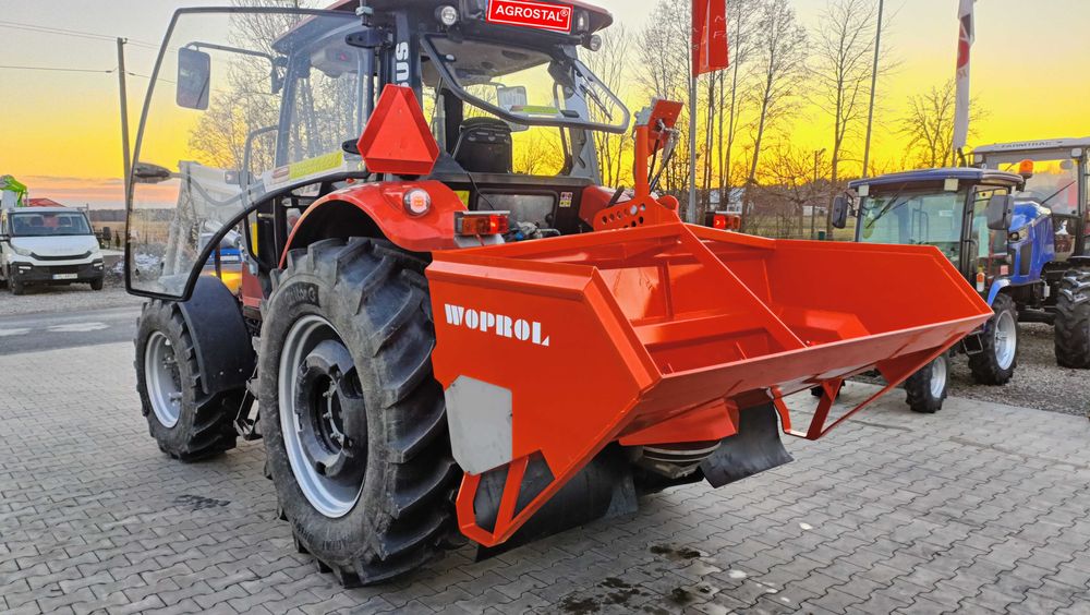Piaskarka solarka posypywarka samozaładowcza opadowa i tarcza AGROSTAL