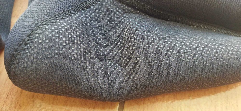 Deeply, pés de pato, bodyboard, snowboard, leash, surf, barbatanas