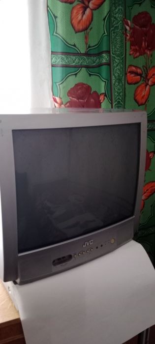 Телевизор JVC диагональ 21 дюйм.
