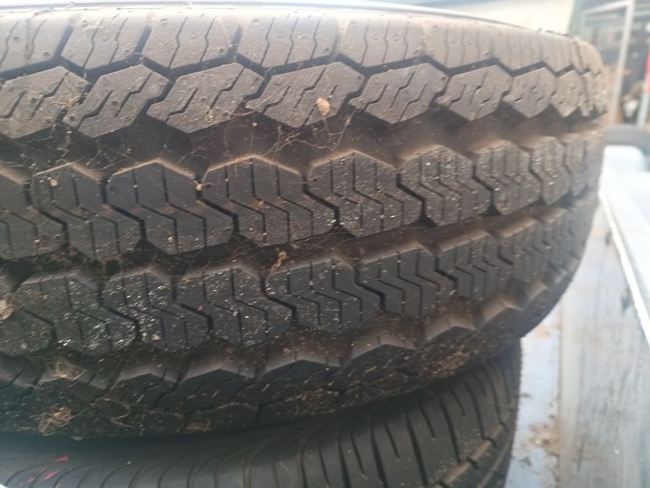 Opona felga Ducato 225/75R16C ET68 Continental