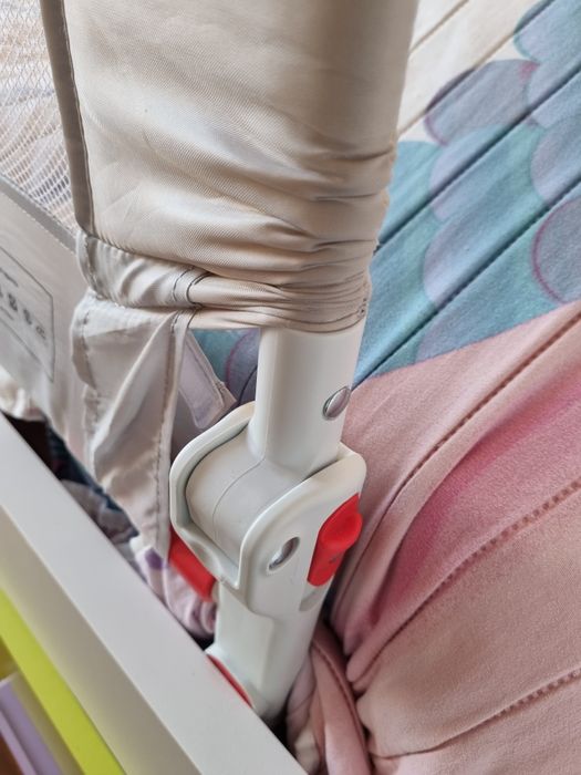 Grade de cama rebatível