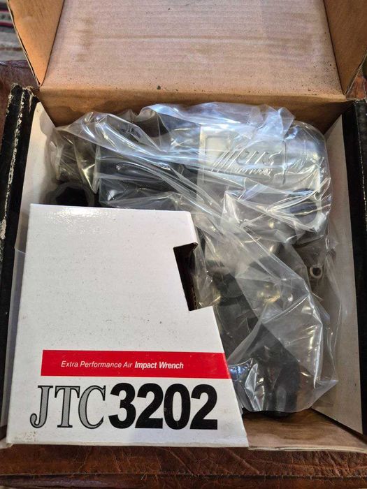 Пневмо гайковерт JTC 3202