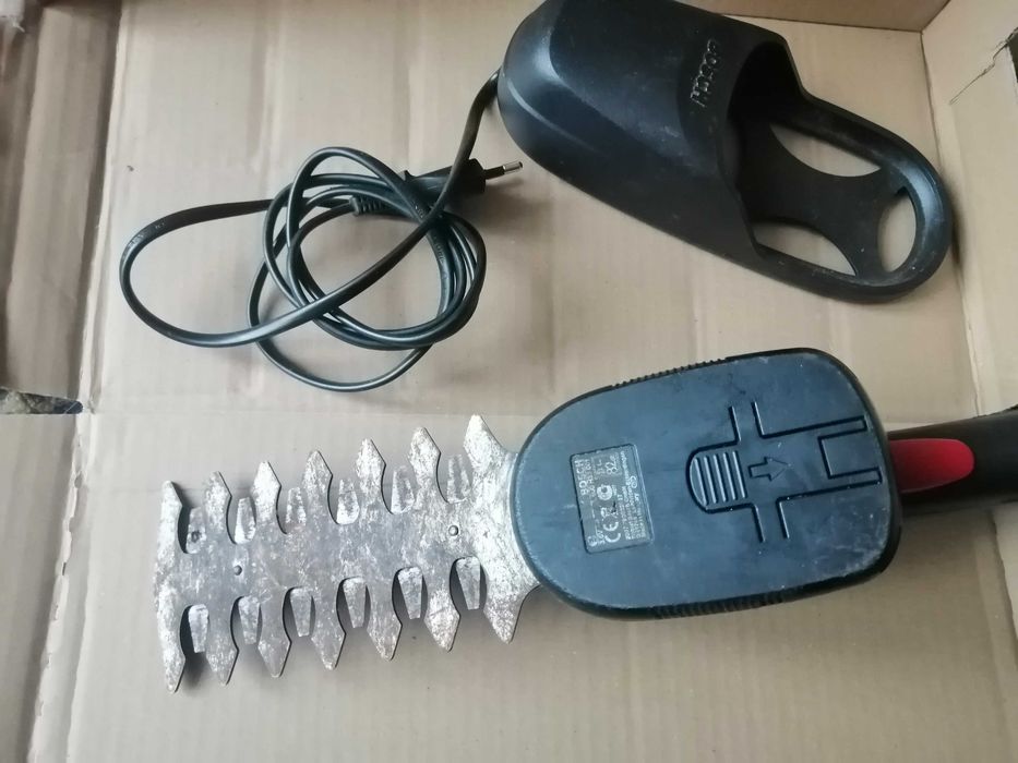 Nożyce do traw Bosch Isio3