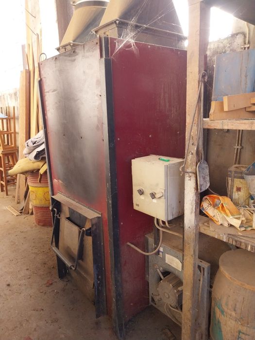 Fornalha a lenha  para aquecimento com tubos