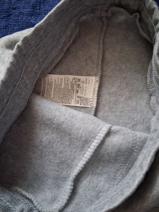 Komplet dresowy damski Nike.