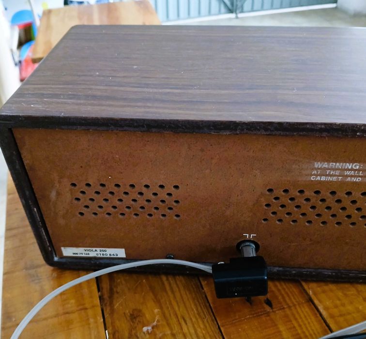 Rádio ITT modelo  250