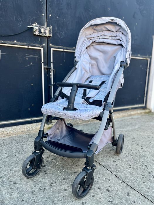 Carrinho passeio Tuc Tuc modelo "Tive" + Saco