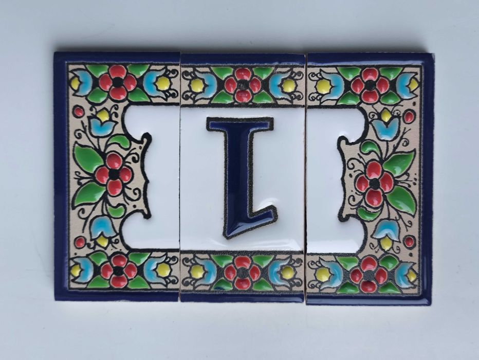 Керамічна плитка з номером будинку 1/один/