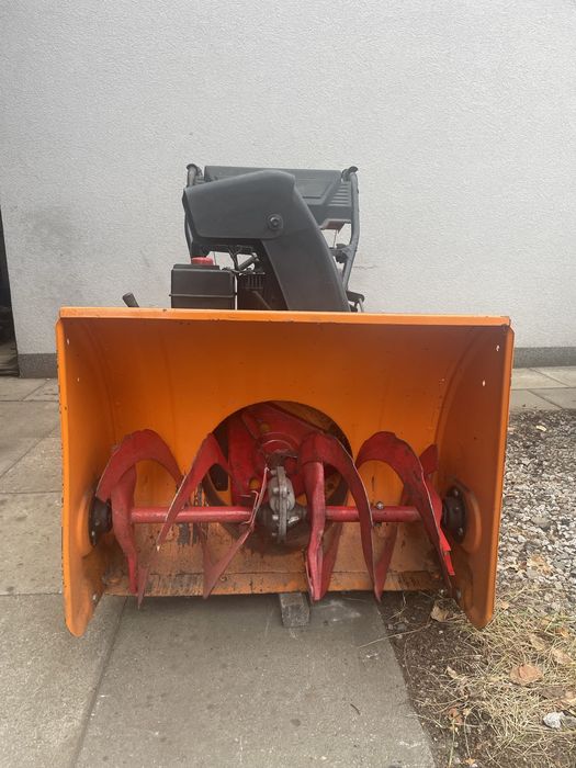 Odśnieżarka gąsienicowa Tecumseh 8hp