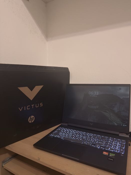 HP VICTUS 16 á venda