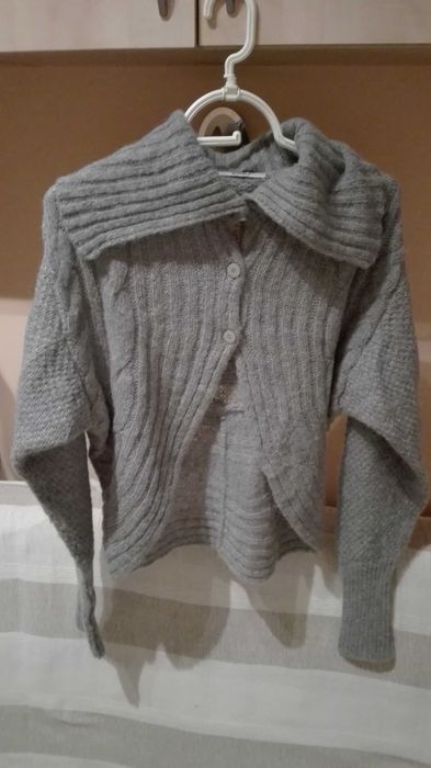 Sweter firmy Guitare