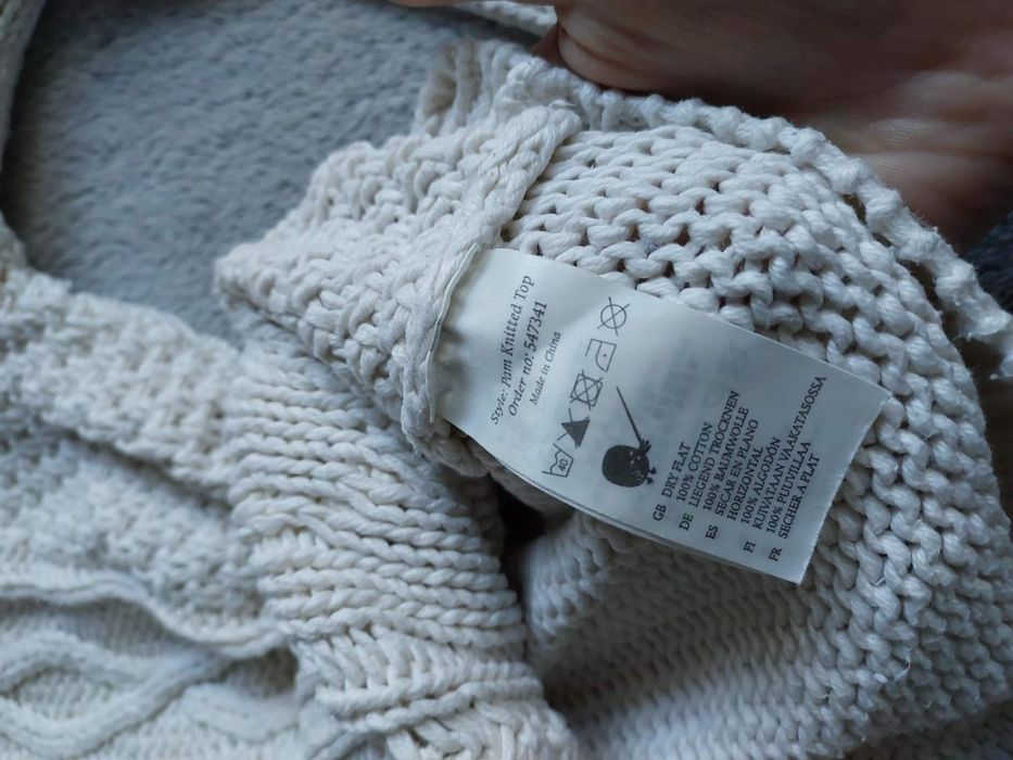 Sweter kremowy gruby S oversize bawełny
