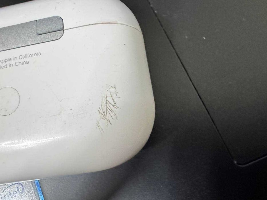 Продам AirPods Pro 1 покоління
