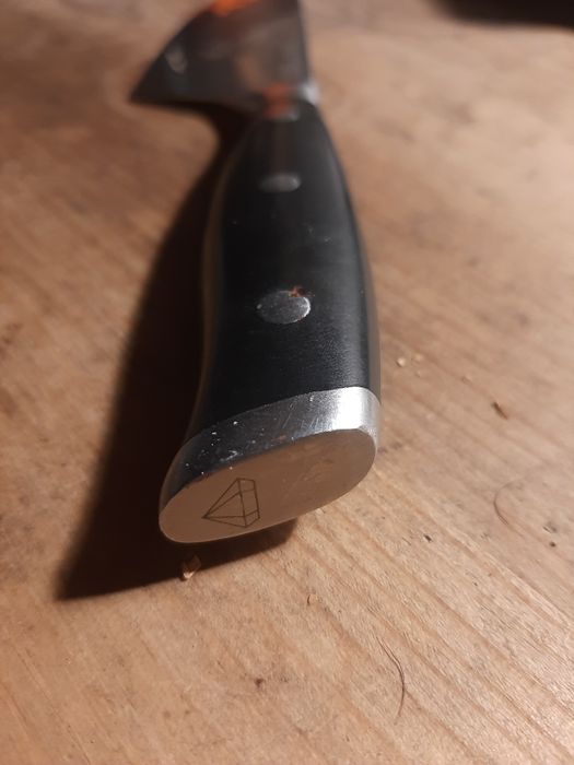 Faca Santoku sabatier integra x45 cr mo v15