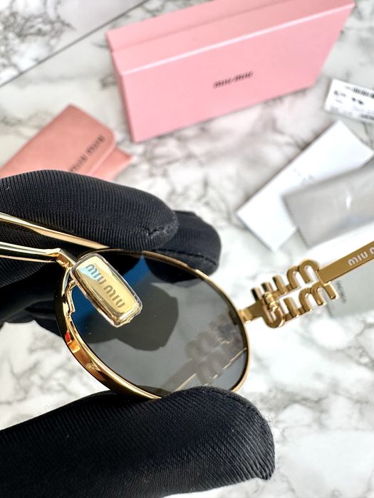 Okulary przeciwsłoneczne Miu Miu