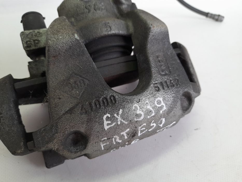 Pinça travão / maxila de travão frente esquerda RENAULT Clio IV (BH_)