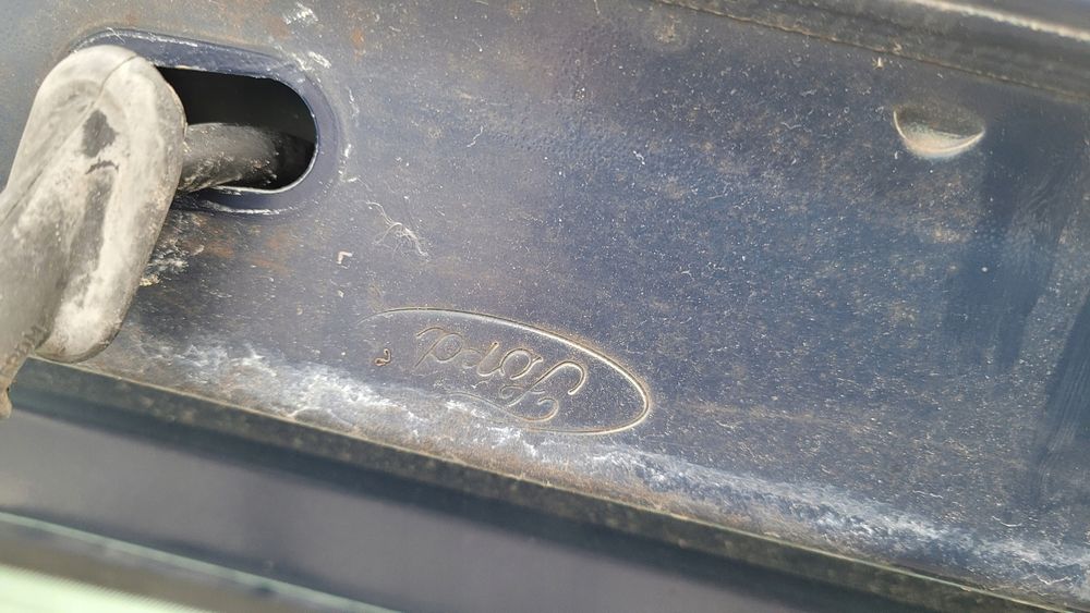 ford fiesta mk7 08-17 3d 5d klapa bagażnika kod koloru E9