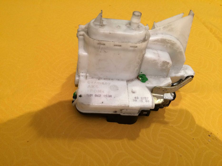 fechadura / fecho VW Seat Audi trás esquerda  1hm 862 153a