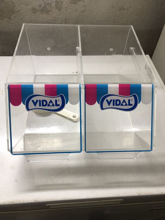 Caixa acrilica com divisorias