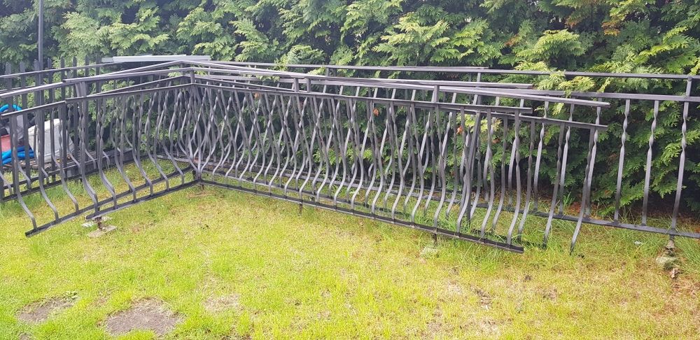 Balustrada barierka metalowa stalowa czarna