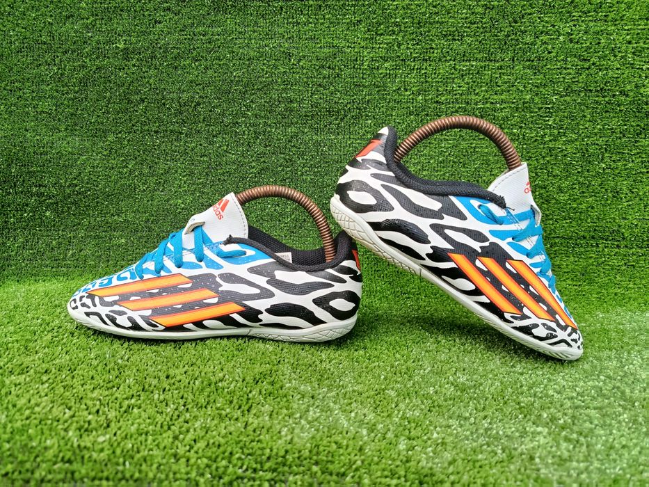 Дитячі кросівки футзалки messi adidas