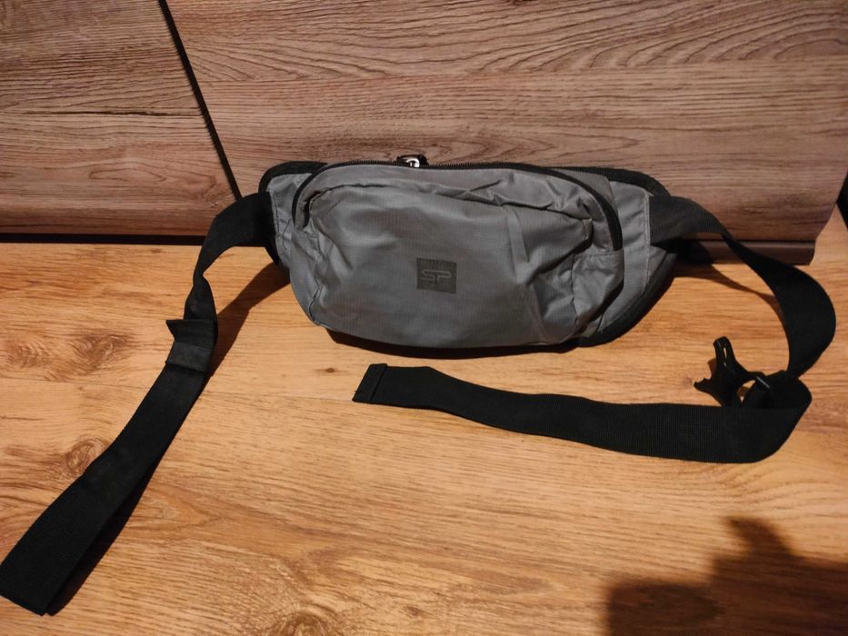 Spora, pojemna nerka nowa, szara Spokey