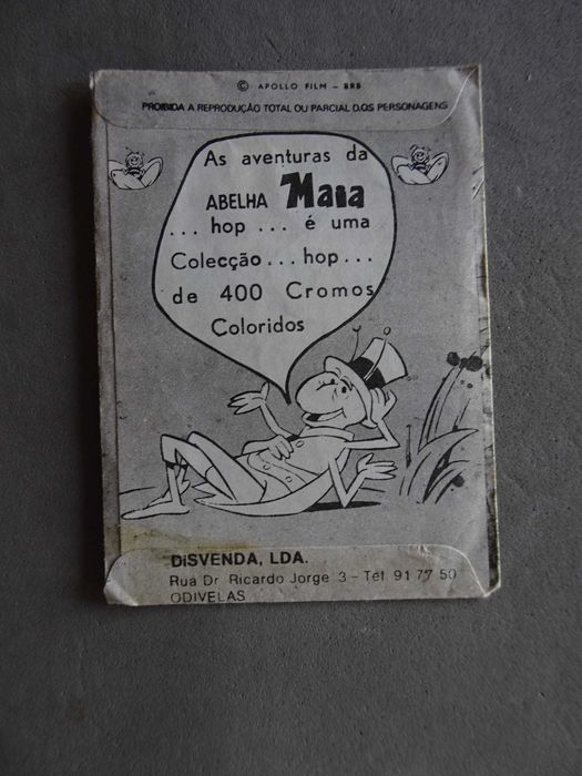 Carteira de cromos fechada As aventuras da Abelha Maia (cinzenta)