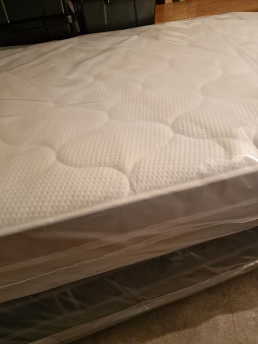Vendo colchões novos 200x120