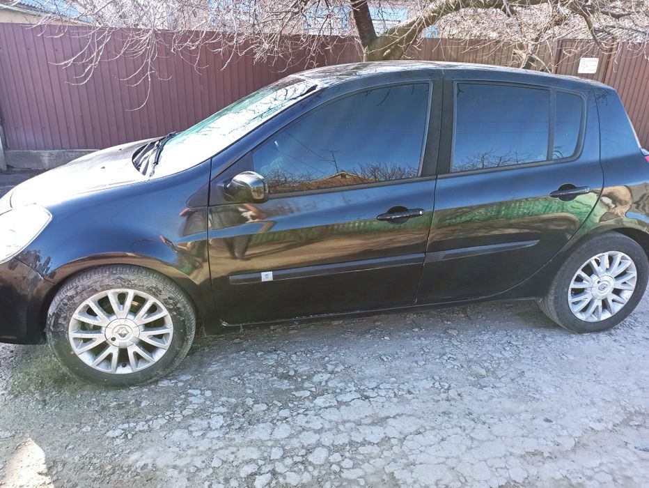 Срочно продам авто Renault  clio