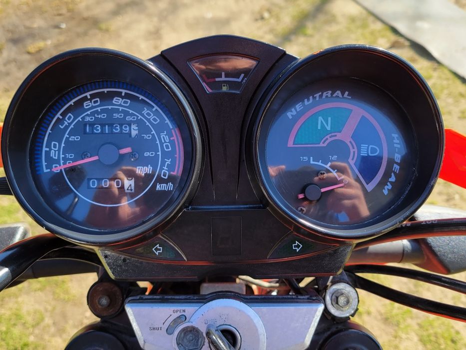 Продам Viper 200