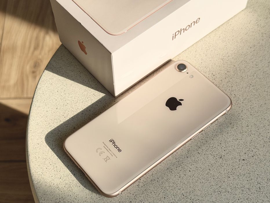 iphone 8 64gb gold - купить телефоны и аксессуары Киев - Цена на