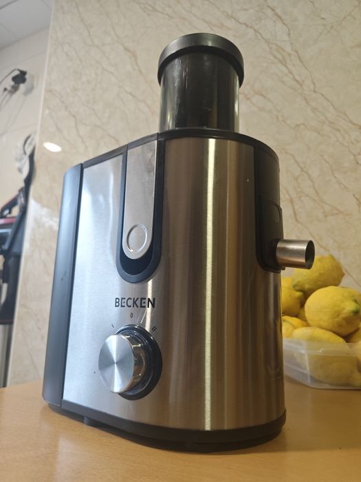 Máquina de sumos Becken64740747697281120