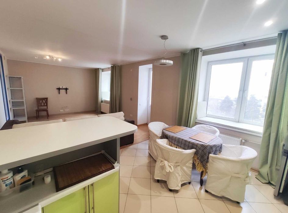 Продаж 2 к з ремонтом ,вигідна ціна-метраж! ЖК Чайка вул Лобановського