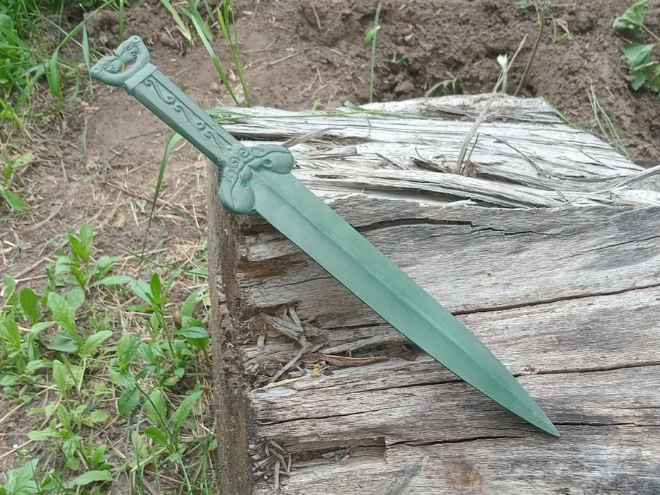 Акінак,звіриний стиль.