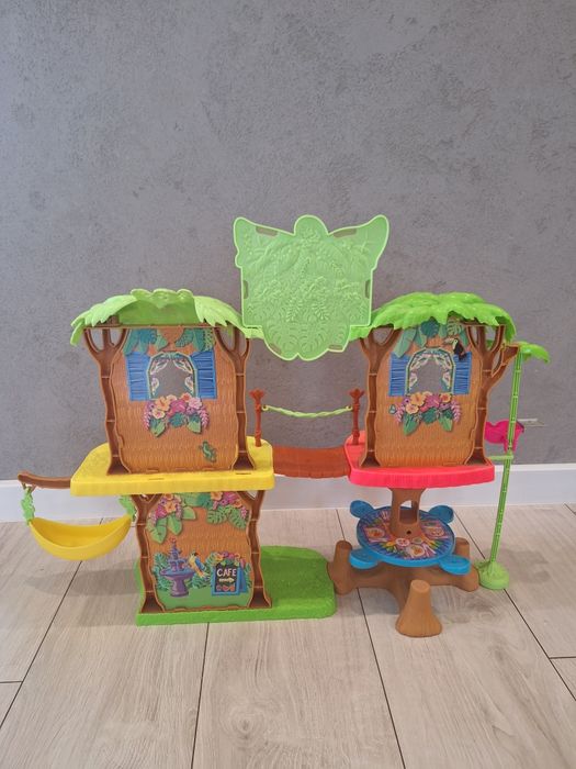 Domek Enchantimals Cafe papugi z lalką