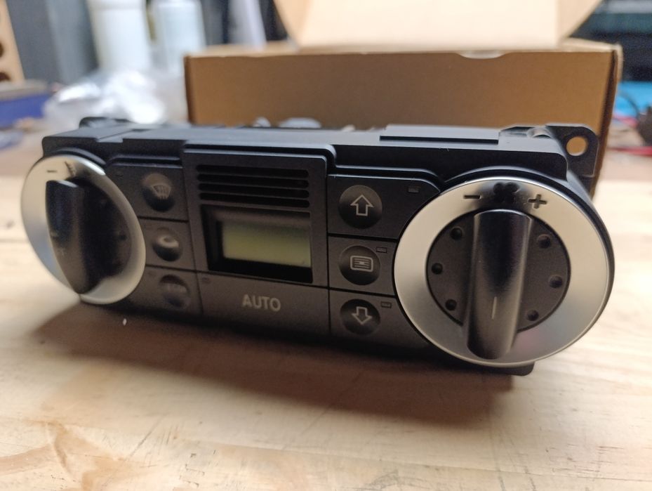 Audi TT 8n comandos sofagem AC