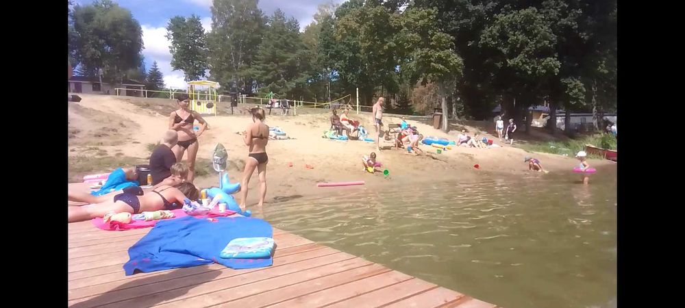 Drewniany domek u Niny nad Jeziorem Niesłysz.