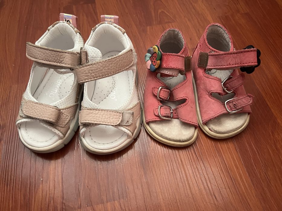 Кросівки, босоніжки, ботинки, черевики, туфлі, мокасини